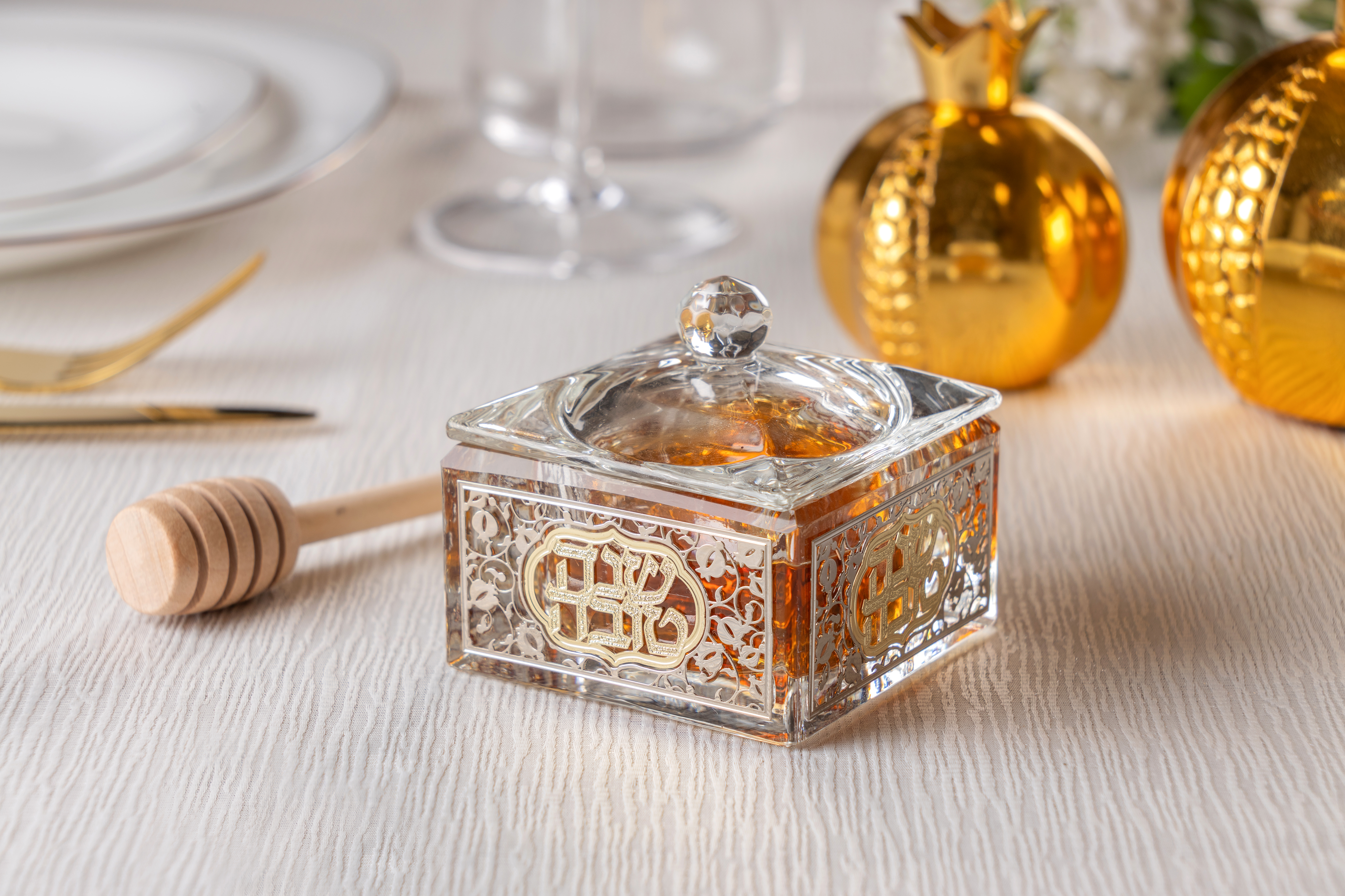 Crystal Honey Dish 7*7 cm with Metal Plaque